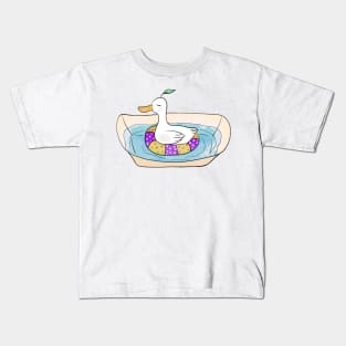 Chilling Doo Doo duck Kids T-Shirt